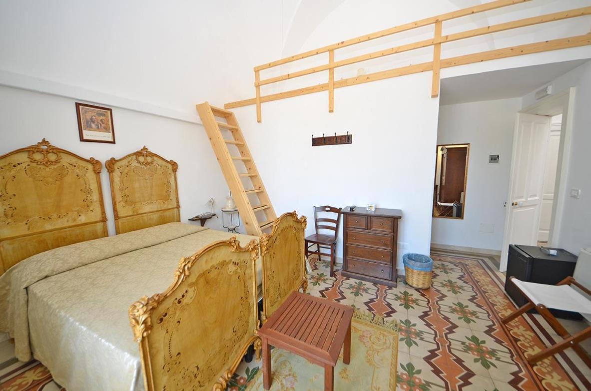 Casa Branca Bed & Breakfast Castrignano del Capo Ngoại thất bức ảnh